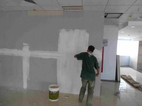 cách sơn lại tường cũ